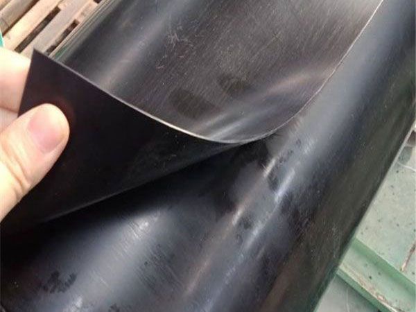 怎樣防止垃圾填埋場防滲膜滲漏？